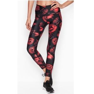 Victoria’s Secret Sport Limited Edition Rose Set